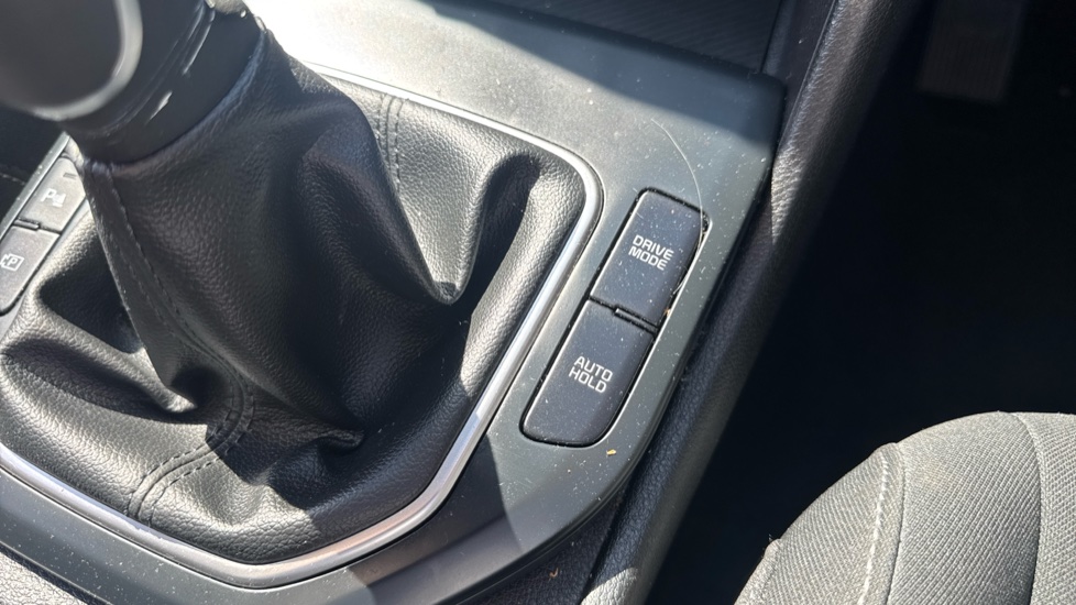 Kia Sportage 1.6T GDi ISG 2 5dr Petrol Estate - Image 27