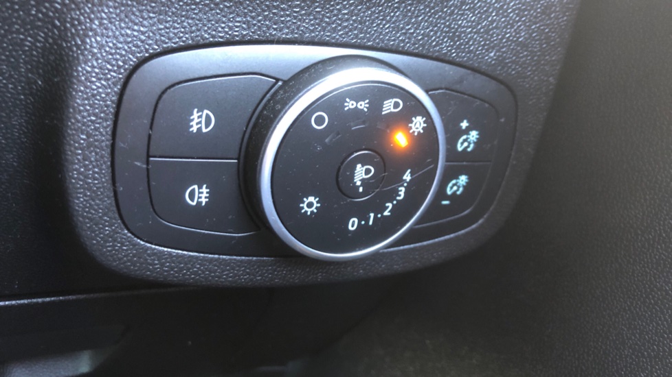 Ford Fiesta 1.0 EcoBoost Titanium 5dr Petrol Hatchback - Image 29