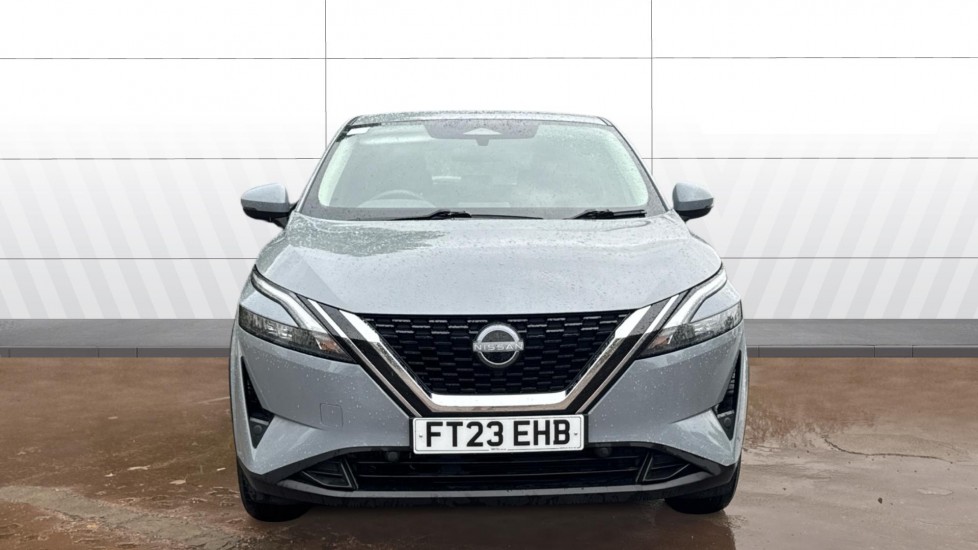 Nissan Qashqai 1.3 DiG-T MH Acenta Premium 5dr Petrol Hatchback - Image 3