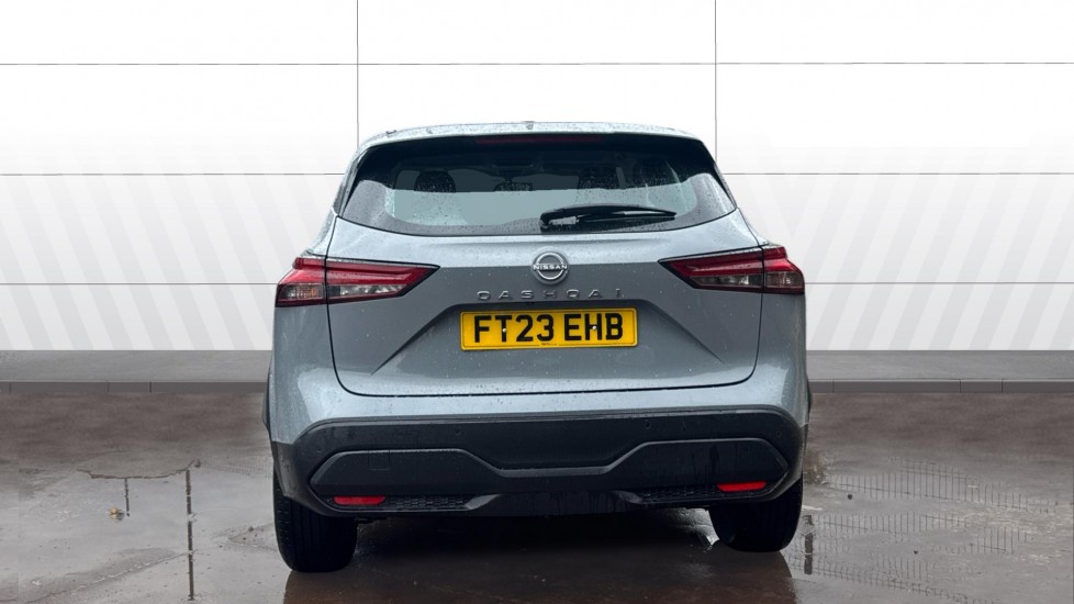 Nissan Qashqai 1.3 DiG-T MH Acenta Premium 5dr Petrol Hatchback - Image 6