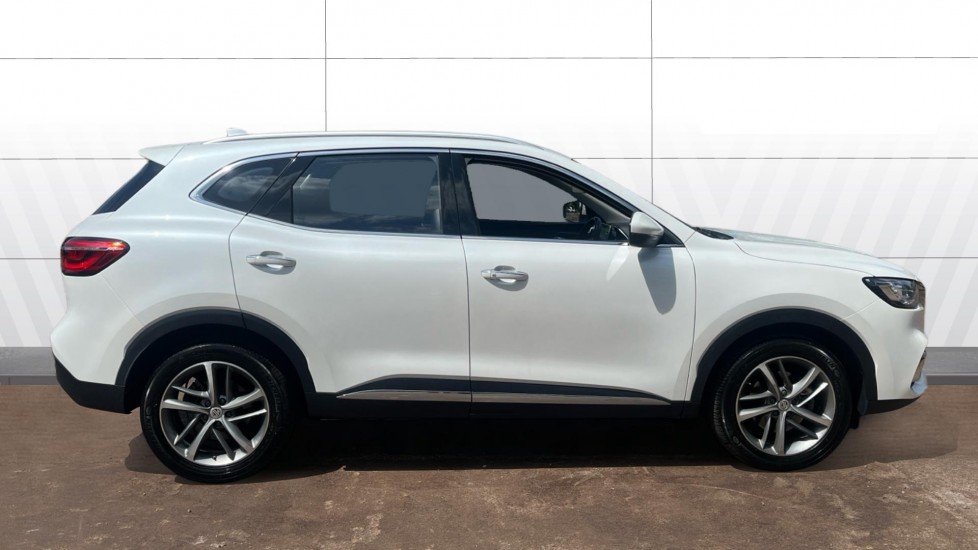 MG HS 1.5 T-GDI Exclusive 5dr DCT Petrol Hatchback - Image 5