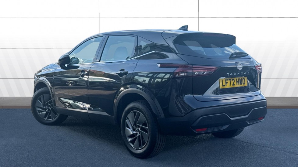 Nissan Qashqai 1.3 DiG-T MH 158 Acenta Premium 5dr Xtronic Petrol Hatchback - Image 2