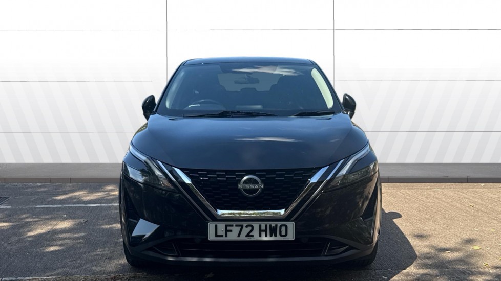Nissan Qashqai 1.3 DiG-T MH 158 Acenta Premium 5dr Xtronic Petrol Hatchback - Image 3