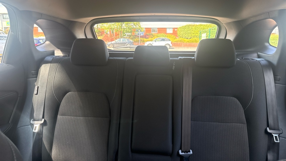 Nissan Qashqai 1.3 DiG-T MH 158 Acenta Premium 5dr Xtronic Petrol Hatchback - Image 15
