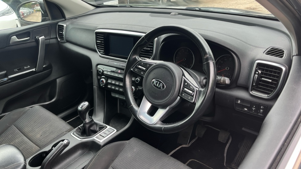 Kia Sportage 1.6 GDi ISG 2 5dr Petrol Estate - Image 11