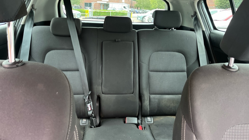 Kia Sportage 1.6 GDi ISG 2 5dr Petrol Estate - Image 15
