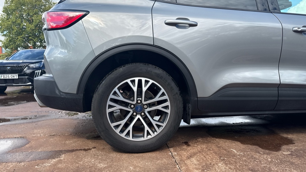 Ford Kuga 1.5 EcoBoost 150 Titanium Edition 5dr Petrol Estate - Image 7