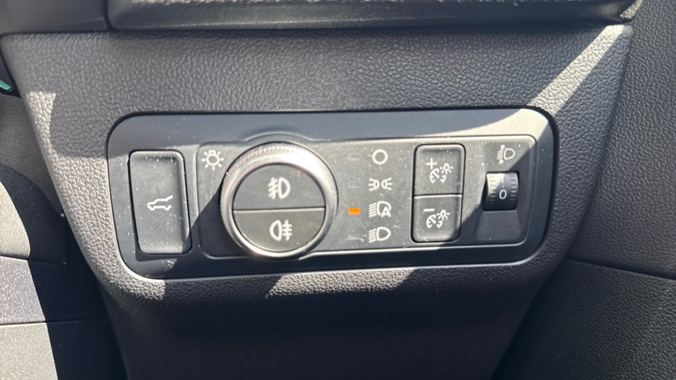 Ford Kuga 1.5 EcoBoost 150 Titanium Edition 5dr Petrol Estate - Image 22