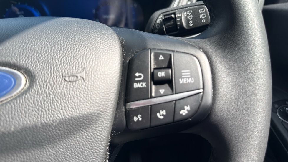 Ford Kuga 1.5 EcoBoost 150 Titanium Edition 5dr Petrol Estate - Image 23