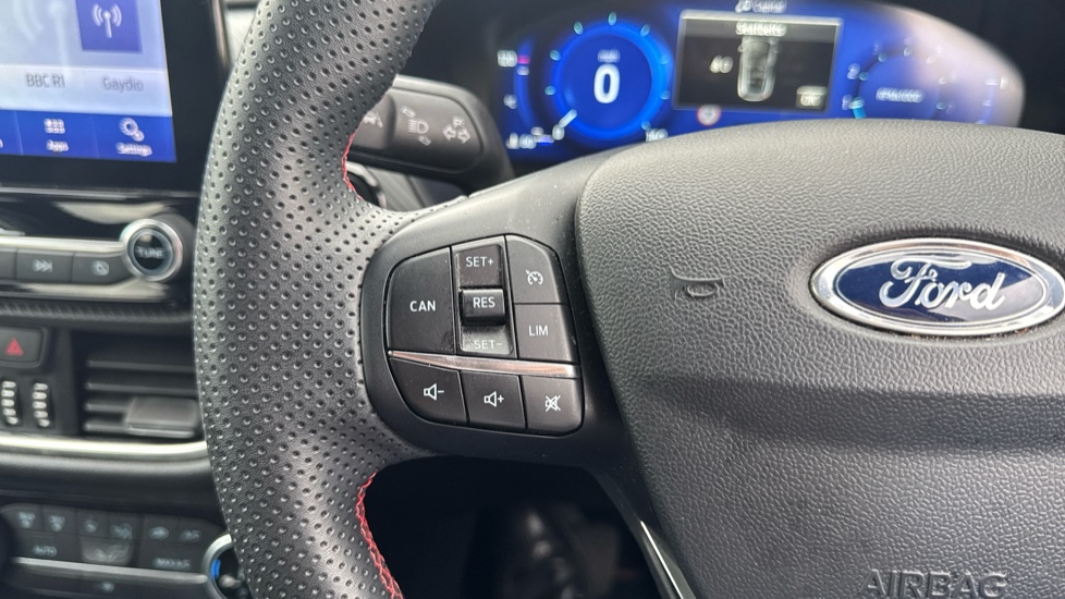 Ford Puma 1.0 EcoBoost Hybrid mHEV ST-Line X 5dr Petrol Hatchback - Image 21