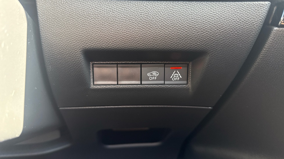 Peugeot 2008 100kW GT 50kWh 5dr Auto Electric Estate - Image 28