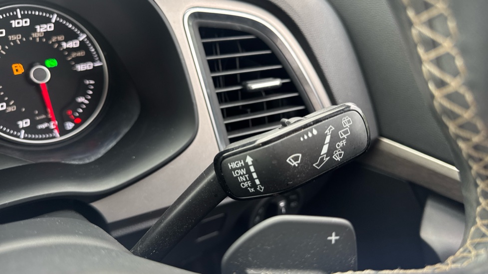 SEAT Ateca 1.5 TSI EVO Xperience 5dr DSG Petrol Estate - Image 24