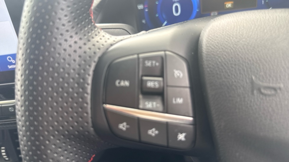 Ford Puma 1.0 EcoBoost Hybrid mHEV ST-Line X 5dr Petrol Hatchback - Image 24