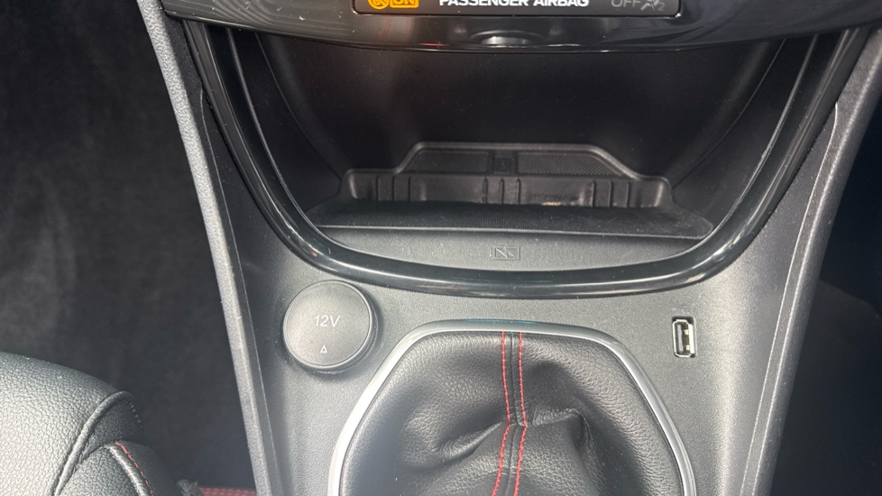 Ford Puma 1.0 EcoBoost Hybrid mHEV ST-Line X 5dr Petrol Hatchback - Image 28