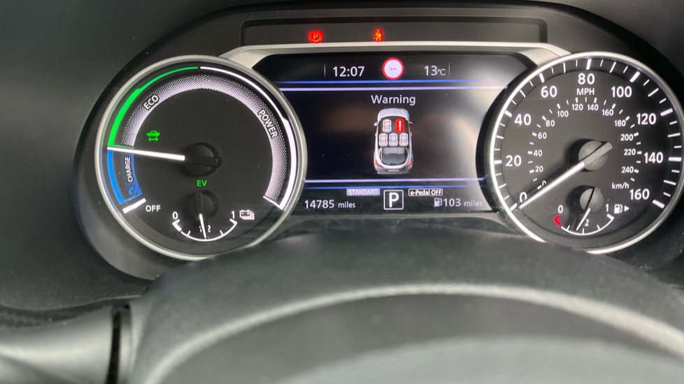 Nissan Juke 1.6 Hybrid N-Connecta 5dr Auto Hybrid Hatchback - Image 32