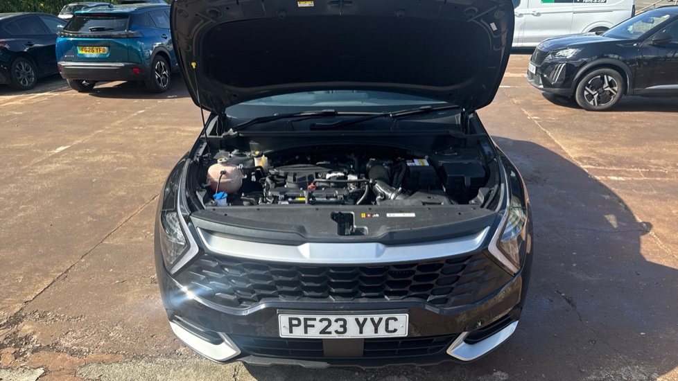 Kia Sportage 1.6T GDi ISG 2 5dr Petrol Estate - Image 8