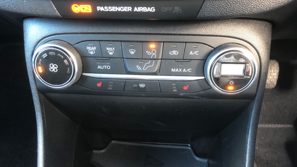 Ford Fiesta 1.0 EcoBoost Active X 5dr Petrol Hatchback - Image 21