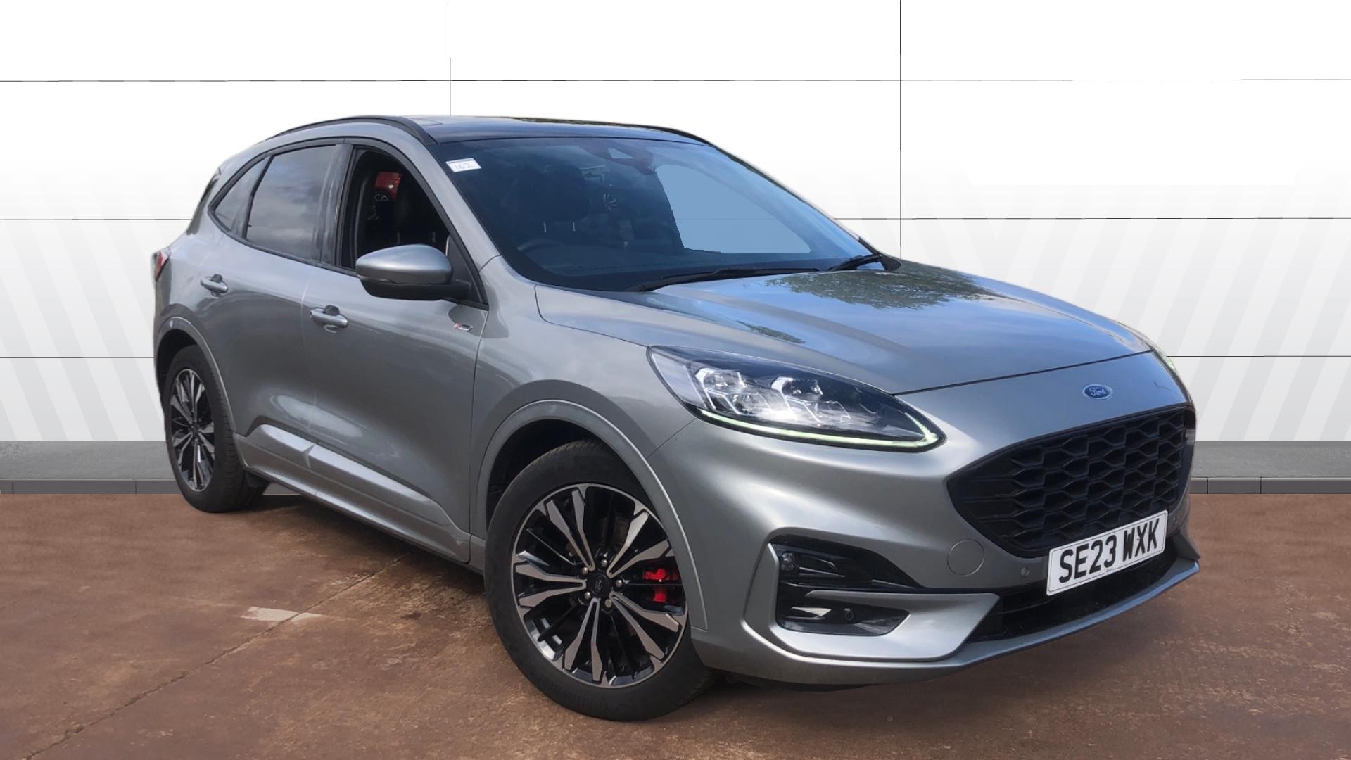 Ford Kuga listing photo