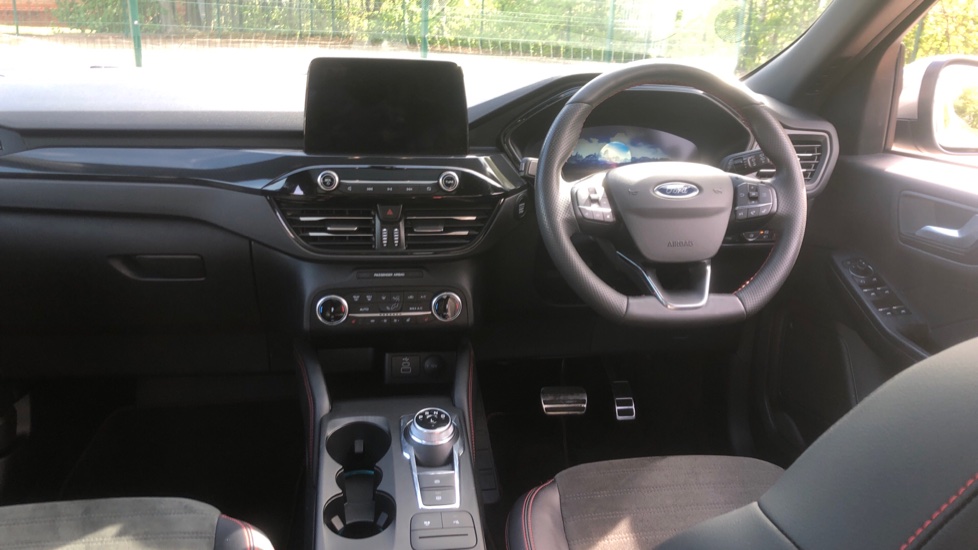 Ford Kuga 2.5 FHEV ST-Line X Edition 5dr CVT Hybrid Estate - Image 10