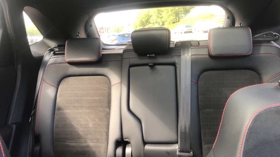 Ford Kuga 2.5 FHEV ST-Line X Edition 5dr CVT Hybrid Estate - Image 15