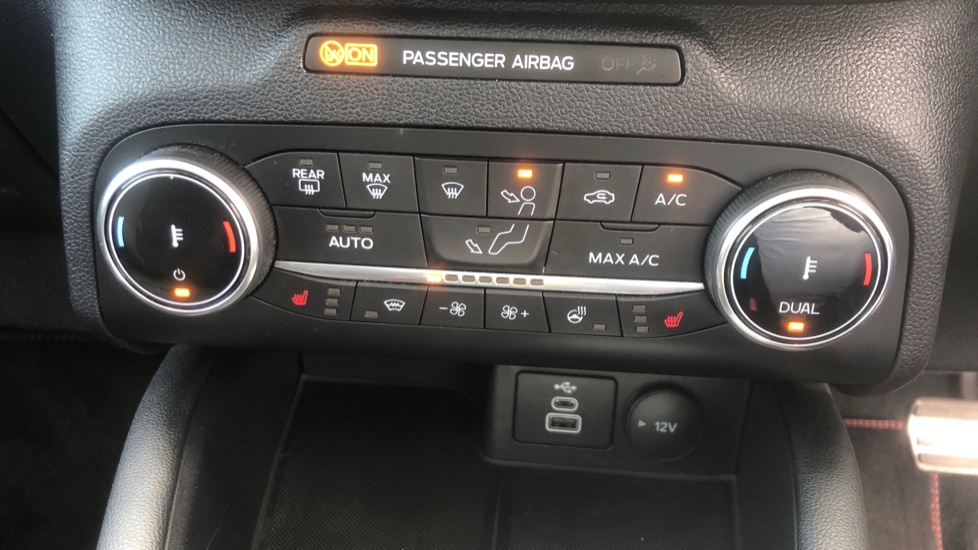 Ford Kuga 2.5 FHEV ST-Line X Edition 5dr CVT Hybrid Estate - Image 21