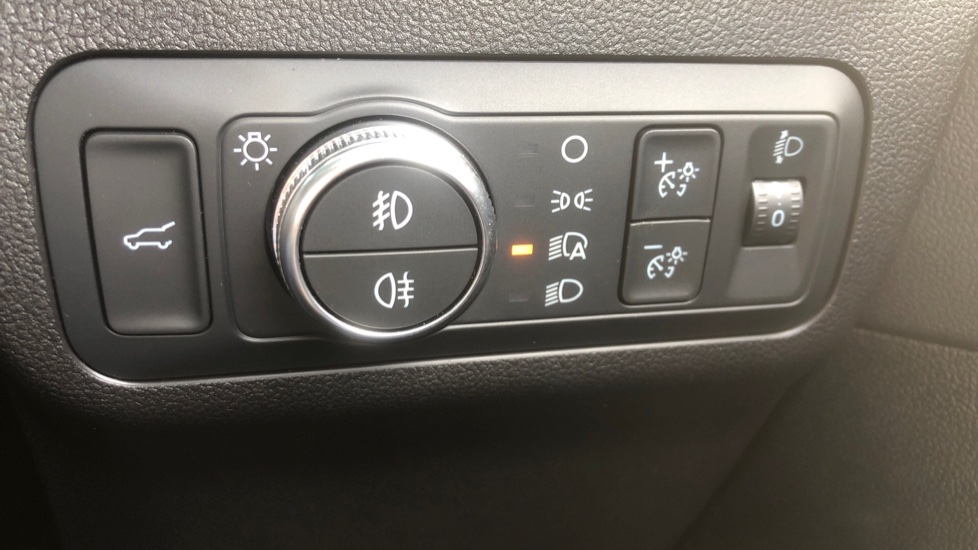 Ford Kuga 2.5 FHEV ST-Line X Edition 5dr CVT Hybrid Estate - Image 30