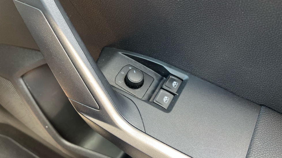 SEAT Ibiza 1.0 TSI 95 SE Technology [EZ] 5dr Petrol Hatchback - Image 25