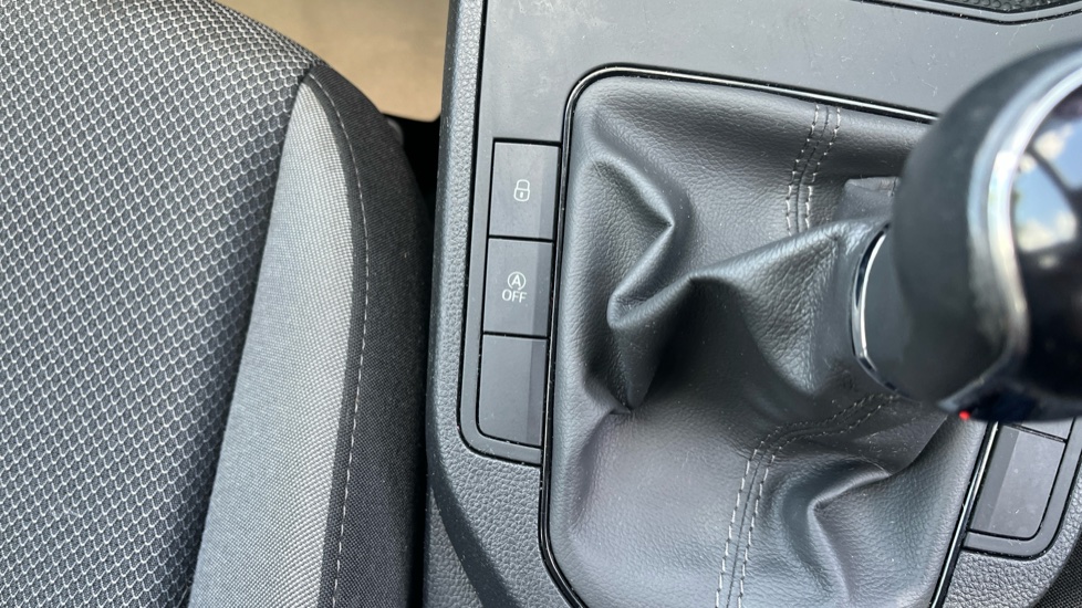 SEAT Ibiza 1.0 TSI 95 SE Technology [EZ] 5dr Petrol Hatchback - Image 26