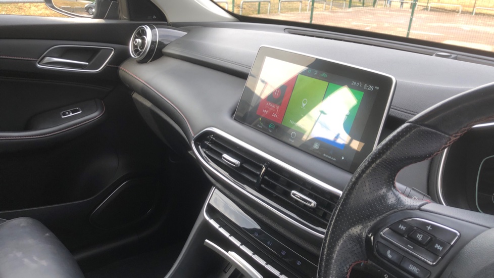 MG HS 1.5 T-GDI Excite 5dr DCT Petrol Hatchback - Image 14