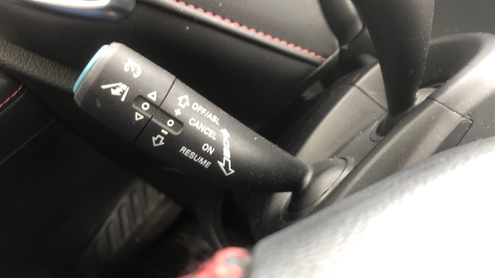 MG HS 1.5 T-GDI Excite 5dr DCT Petrol Hatchback - Image 28