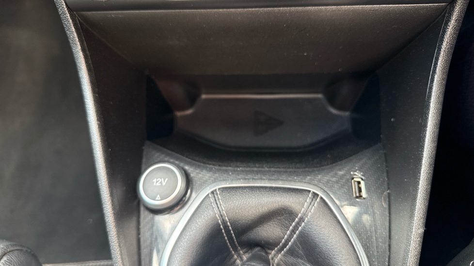 Ford Fiesta 1.0 EcoBoost 140 ST-Line X 5dr Petrol Hatchback - Image 29