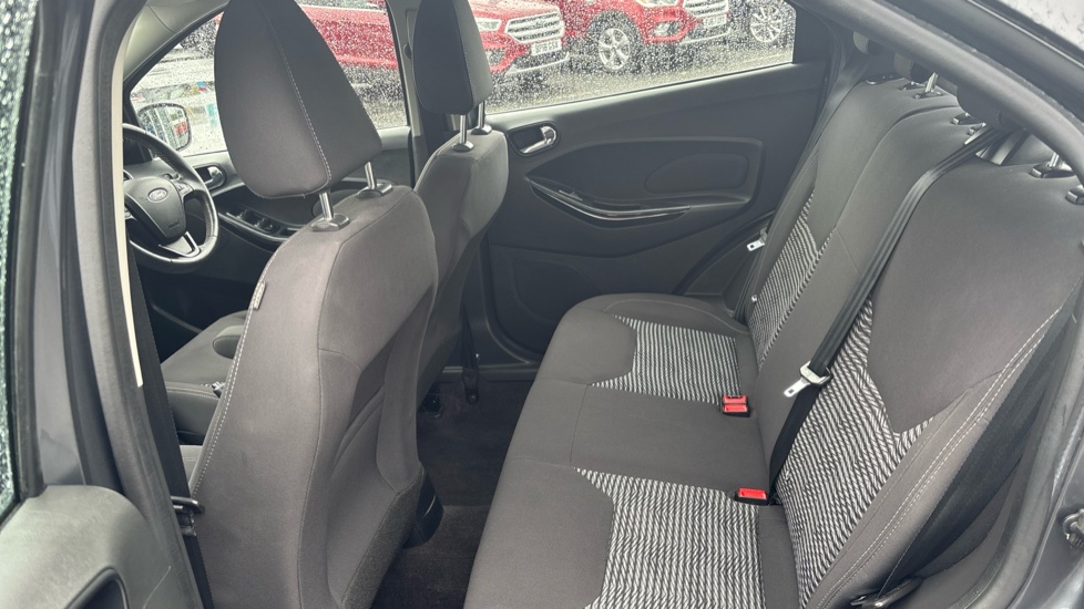 Ford KA+ 1.2 85 Zetec 5dr Petrol Hatchback - Image 16