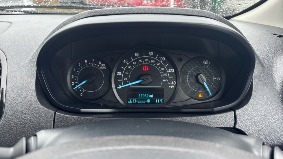 Ford KA+ 1.2 85 Zetec 5dr Petrol Hatchback - Image 18