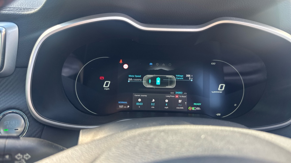 MG ZS 115kW Trophy Connect EV Long Range73kWh 5dr Auto Electric Hatchback - Image 17