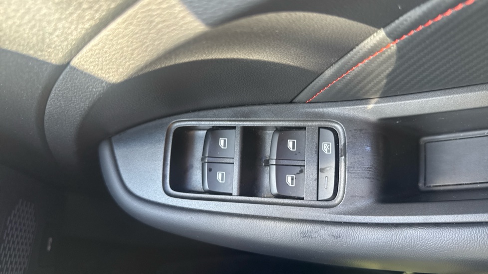 MG ZS 115kW Trophy Connect EV Long Range73kWh 5dr Auto Electric Hatchback - Image 26