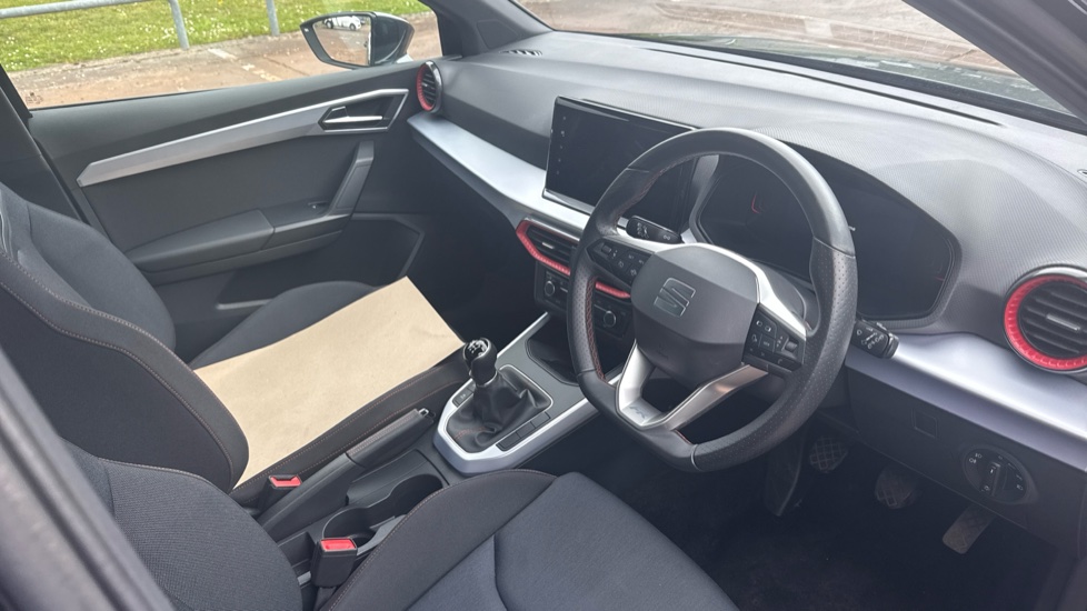 SEAT Arona 1.0 TSI 110 FR 5dr Petrol Hatchback - Image 11