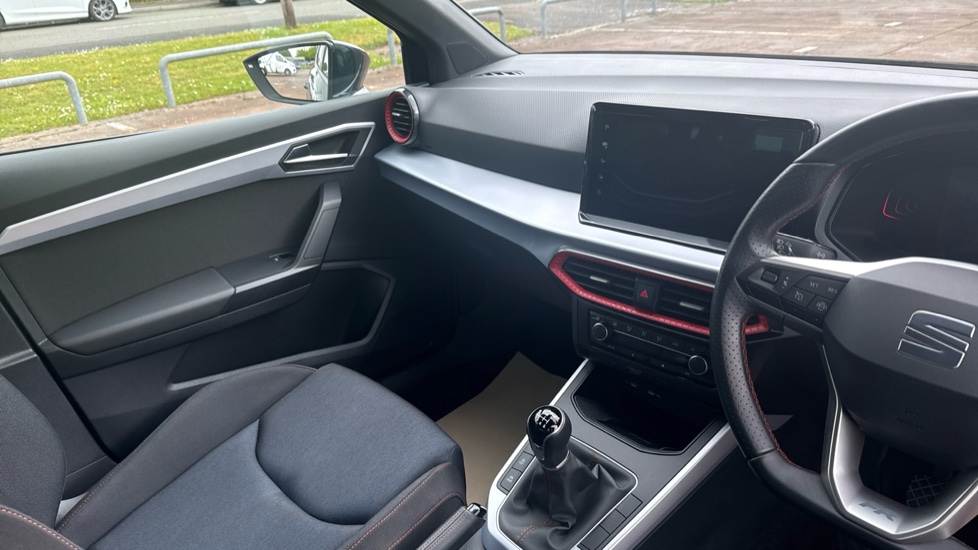 SEAT Arona 1.0 TSI 110 FR 5dr Petrol Hatchback - Image 14