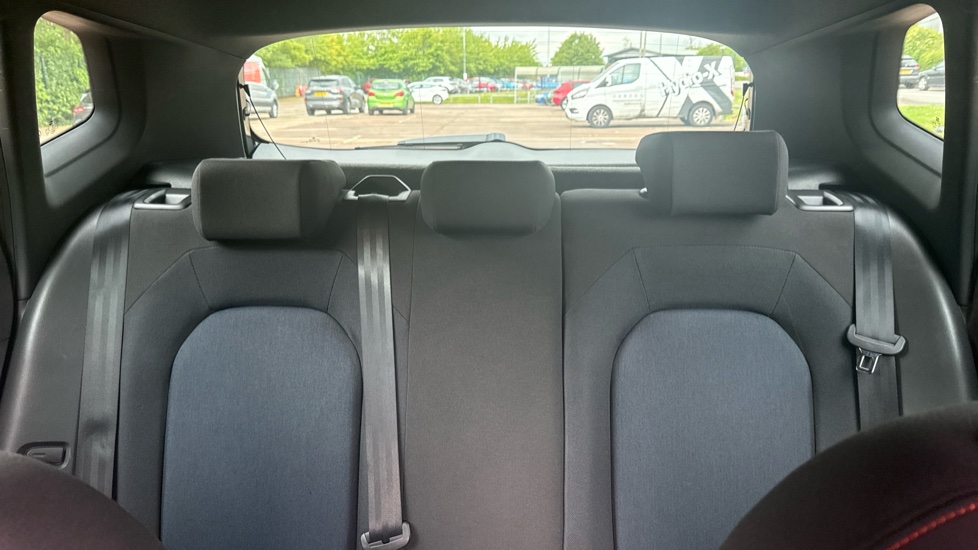 SEAT Arona 1.0 TSI 110 FR 5dr Petrol Hatchback - Image 15