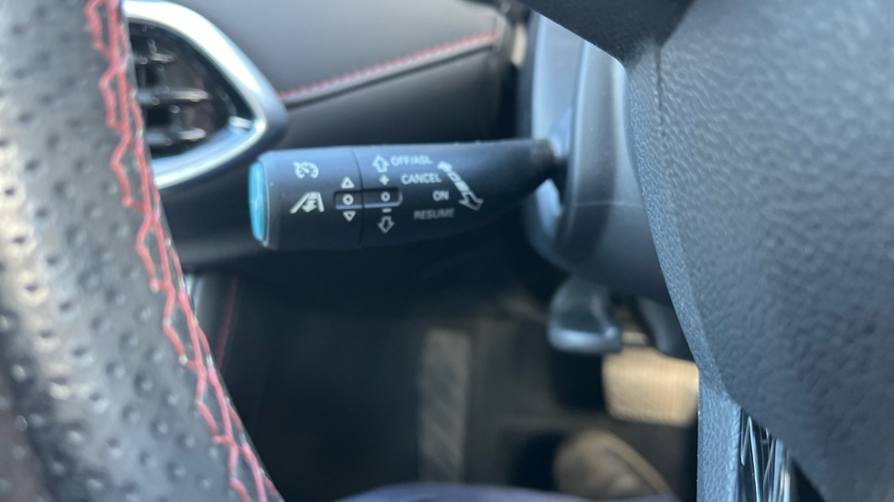 MG HS 1.5 T-GDI Excite 5dr DCT Petrol Hatchback - Image 27