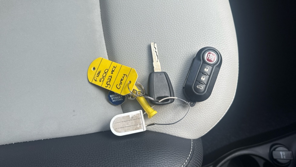 Fiat 500 1.0 Mild Hybrid Dolcevita [Part Leather] 3dr Petrol Hatchback - Image 20