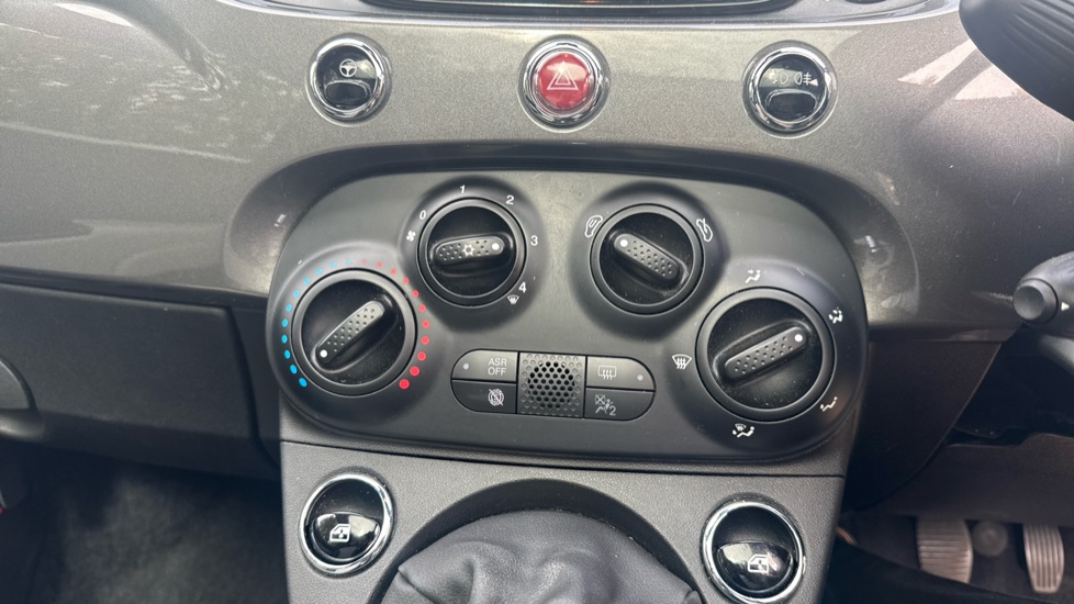 Fiat 500 1.0 Mild Hybrid Dolcevita [Part Leather] 3dr Petrol Hatchback - Image 25