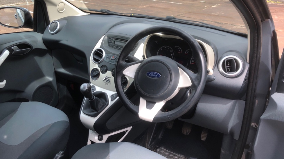 Ford Ka 1.2 Zetec 3dr [Start Stop] Petrol Hatchback - Image 11