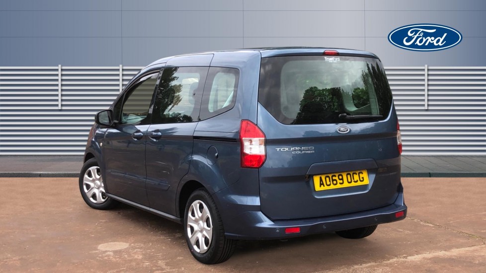 Ford Tourneo Courier 1.0 EcoBoost Zetec 5dr Petrol Estate - Image 2