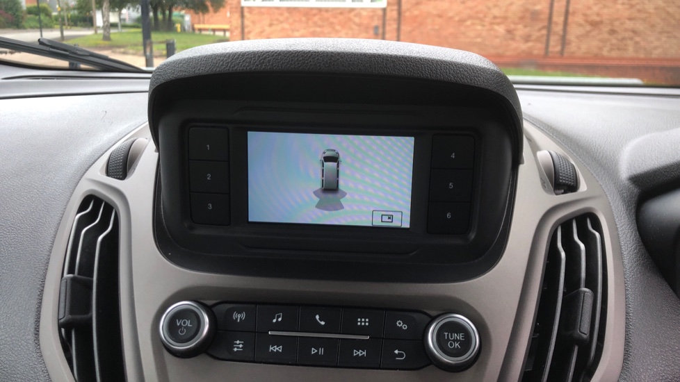 Ford Tourneo Courier 1.0 EcoBoost Zetec 5dr Petrol Estate - Image 22