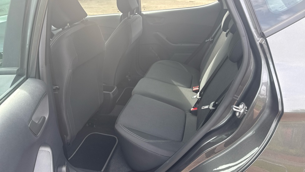 Ford Fiesta 1.1 Trend 5dr Petrol Hatchback - Image 16