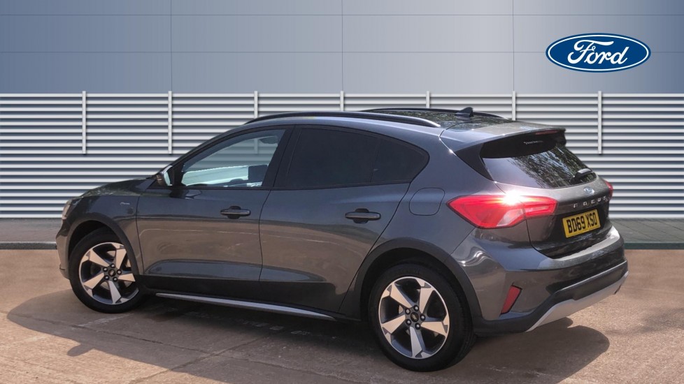 Ford Focus 1.0 EcoBoost 125 Active 5dr Petrol Hatchback - Image 2