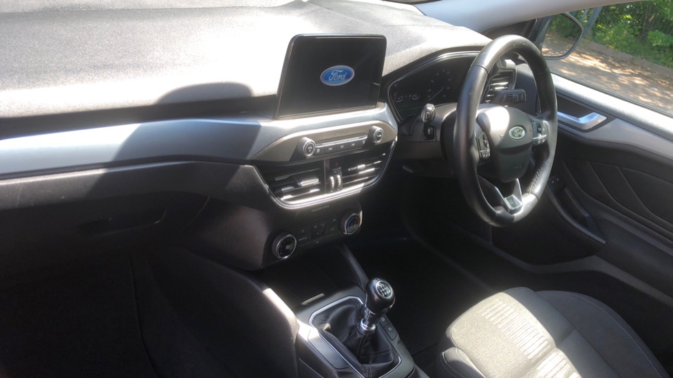 Ford Focus 1.0 EcoBoost 125 Active 5dr Petrol Hatchback - Image 9