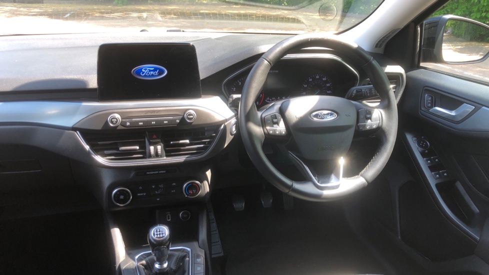 Ford Focus 1.0 EcoBoost 125 Active 5dr Petrol Hatchback - Image 10
