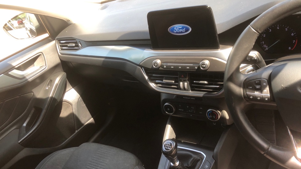 Ford Focus 1.0 EcoBoost 125 Active 5dr Petrol Hatchback - Image 14
