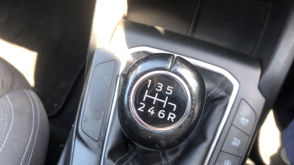 Ford Focus 1.0 EcoBoost 125 Active 5dr Petrol Hatchback - Image 23